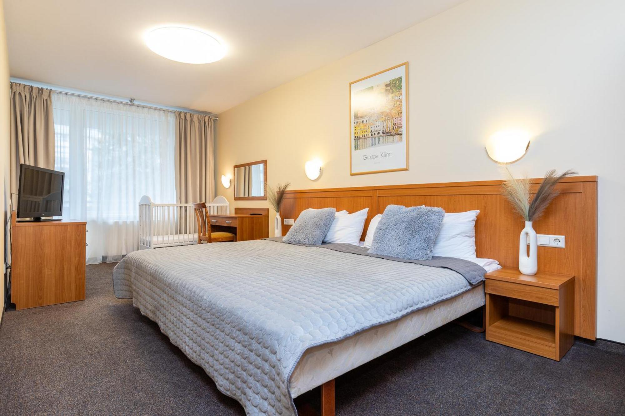 Alkos Namu Apartamentai Паланга Экстерьер фото