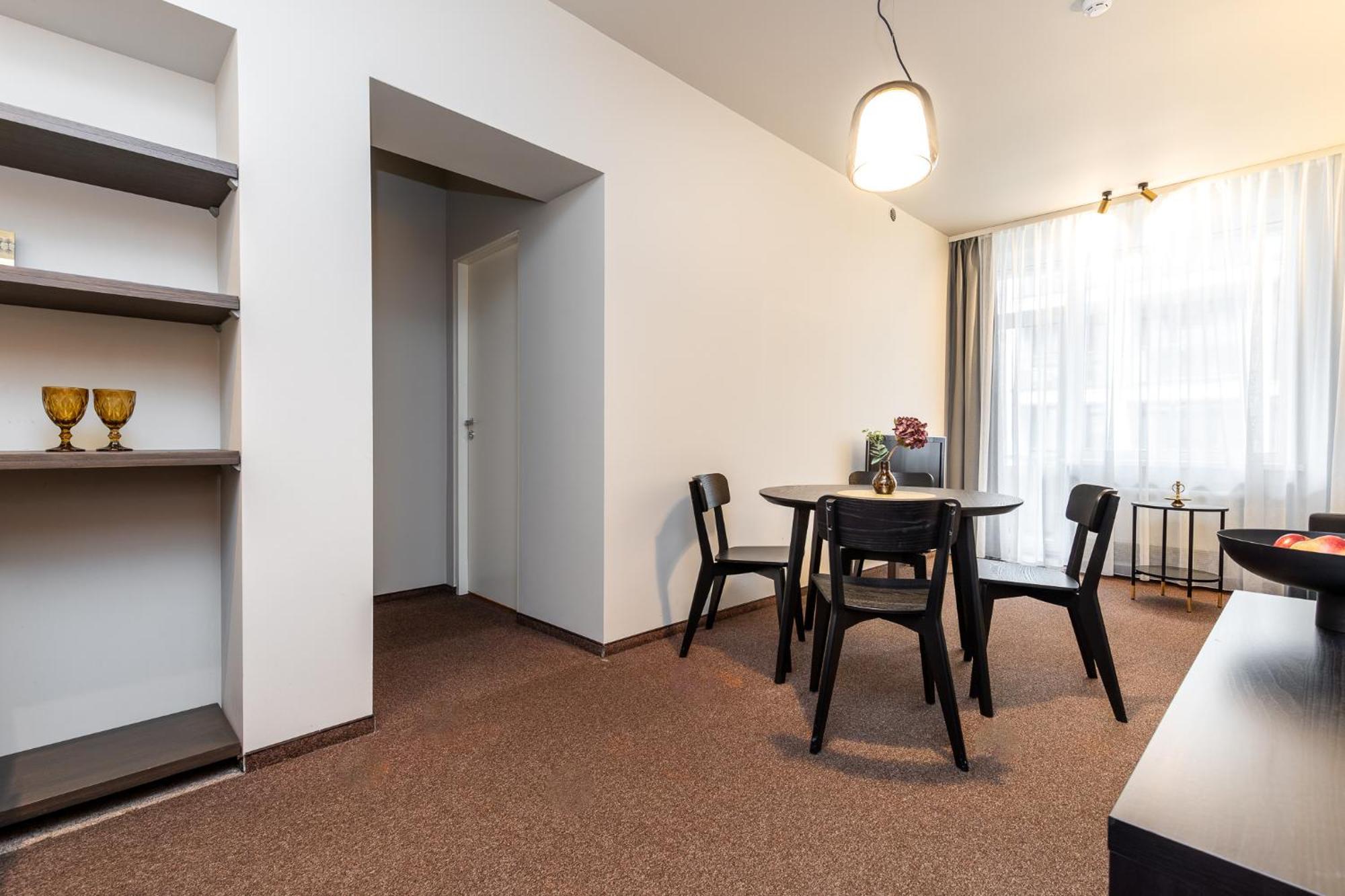 Alkos Namu Apartamentai Паланга Экстерьер фото