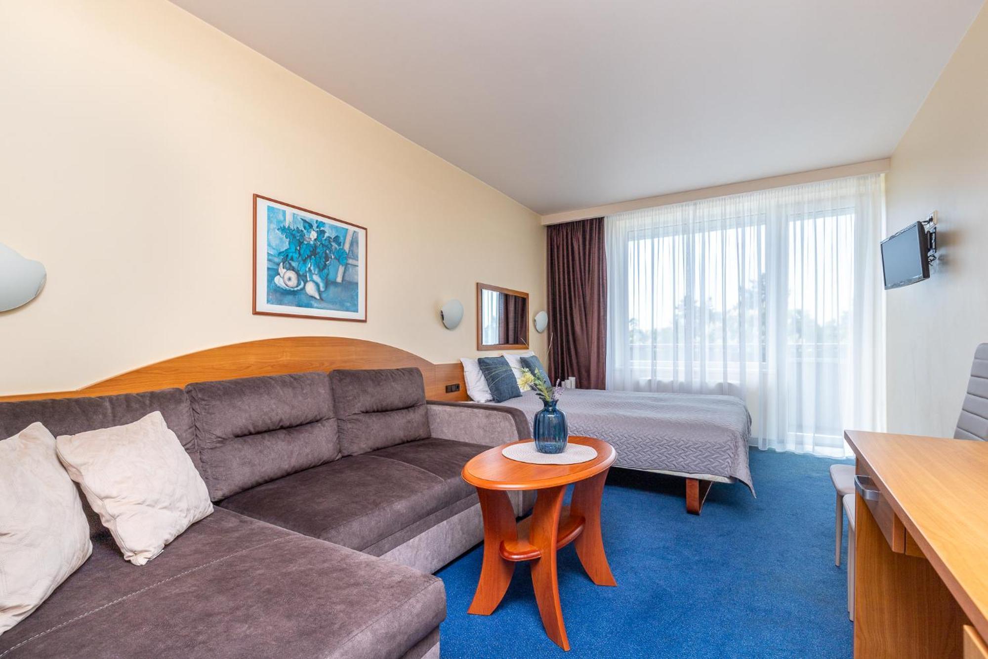 Alkos Namu Apartamentai Паланга Экстерьер фото